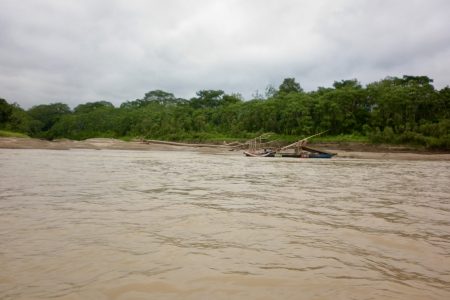 Actualización de la problemática de la minería ilegal en áreas clave de biodiversidad